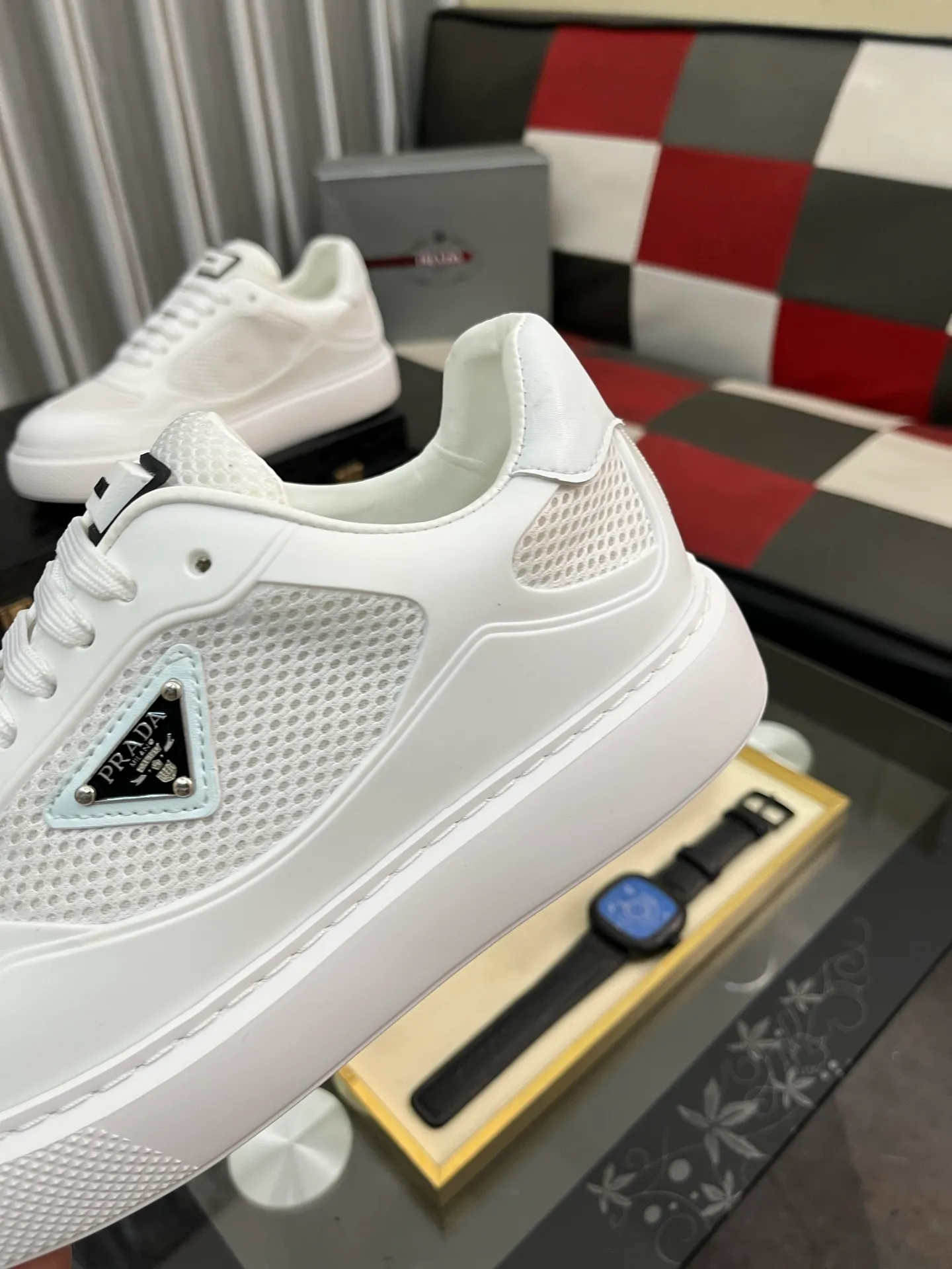 Men's shoes 💰580⌚️⌚️【PRADA】Prada - high-end quality original order 🔍🔍🔍 casual sports shoes - upper: imported 🔝 Napa calfskin, pebbled calfskin, branded glue hollow mesh canvas, shoe body sewn with branded metal fasteners - lining: water-dyed cowhide - outsole: ultra-light TPU foam rubber; two-color molded outsole -Ultra-high quality control, fine workmanship, highlighting (high-end, nobility, class) -Size: 38-445️⃣colors available